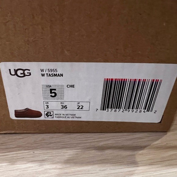 Tasman UGG Slippers - Picture 6 of 8